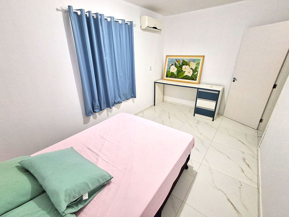 Dormit&oacute;rio 02