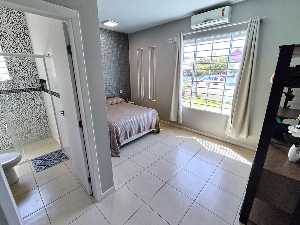 Dormitório 04 (suíte)