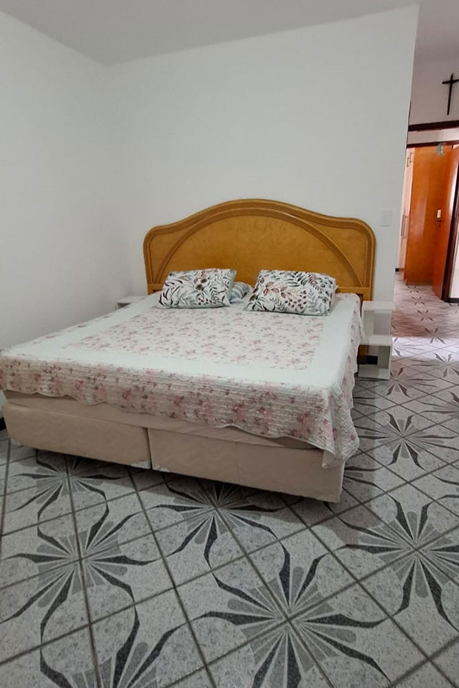 Dormit&oacute;rio 02 (su&iacute;te)