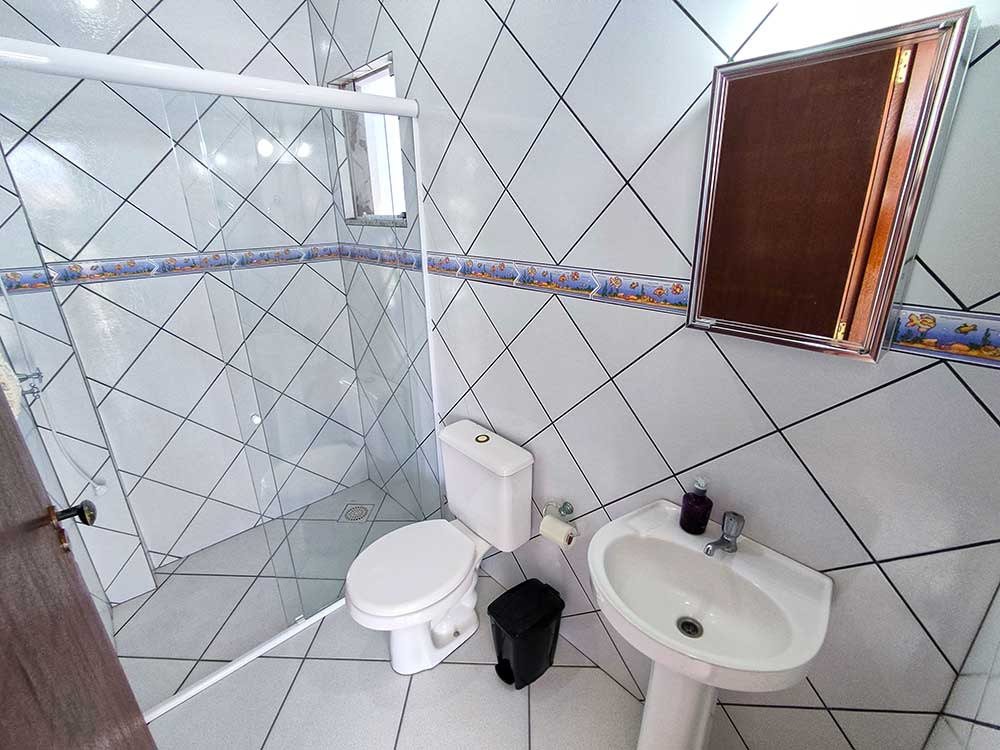 Banheiro (suíte 03)