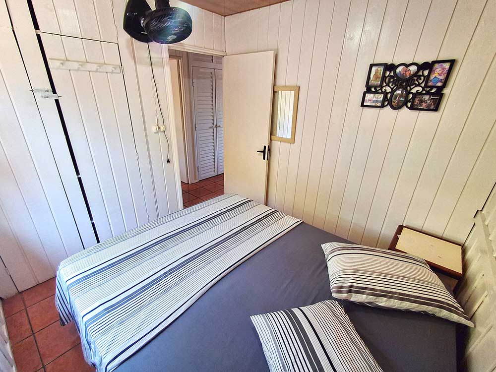 Dormit&oacute;rio 02